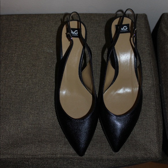 RARE VINTAGE BLACK DOLCE & GABBANA BUCKLED STRAP HEELS - Picture 2 of 7